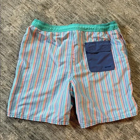 Vineyard vines men’s Striped Multicolor Men’s Swim Trunks - size small - Picture 7 of 7